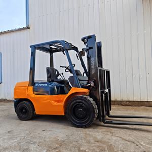 Montacargas Diésel de 3 Toneladas de Alta Resistencia con Motor Original para Uso en Almacenes, en Oferta - Product Image 2