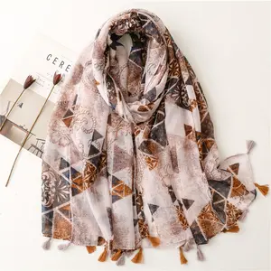 2021 Spain Luxury Fashion Pink Floral Tassel Viscose Scarf Lady High Quality Shawls and Wraps Stole Muslim Hijab