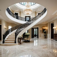 Escalier en colimaçon intérieur moderne en acier préfabriqué, décoratif, avec rampes métalliques durables et balustrade en verre, écologique, blanc, pour hôtels