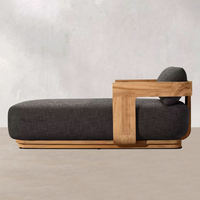 Ensemble de chaises longues d'extérieur en teck haut de gamme avec coussins résistants aux UV - Design moderne pour hôtel, villa, vue sur la mer, jardin, terrasse, piscine, loisirs
