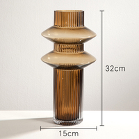 Vase en verre ambré créatif géométrique nordique décoration de salon moderne Vase hydroponique de dessus de Table