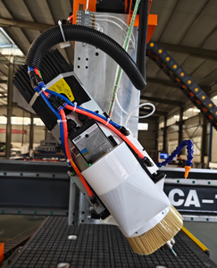 Vente flash, prix revendeur, machine de gravure CNC à 4 axes pour le travail du bois, le MDF, le contreplaqué, l'acrylique, CA-1530, routeur CNC ATC avec tête oscillante - Product Image 2