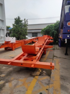 Iron Skeleton Semi-<b>Trailer</b> Truck Utility <b>Trailer</b> with Port Container Truck Accessory 12R22.5 Fengniao - Product Image 3