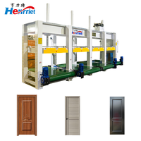 4 machines de pressage à froid automatiques à convoyeur pour 4 postes de travail, porte de sécurité pour la maison, porte en bois massif stratifié, porte de toilette