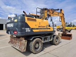 Excavadora de Ruedas HYUNDAI HW210 de 21 Toneladas con Motor Cummins, Bomba Kawasaki y Motor de Engranajes de Alta Eficiencia, Cucharón de 1m en Venta - Product Image 6