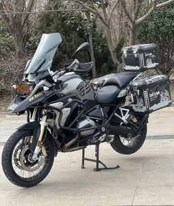 <span class=keywords><strong>Moto</strong></span> tout-terrain BMW1 R1200GS 1200cc, bicylindre Boxer, refroidissement liquide, 4 temps, EFI, haute garde au sol, aventure - Product Image 4