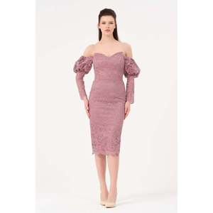 Robe décontractée élégante rose poudré pour femmes DANS, tailles 38-42, confortable et stylée pour tous les jours - Product Image 1