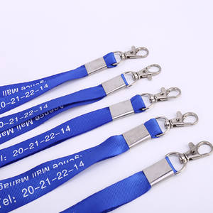 Vente en gros de lanière en satin polyester avec mousqueton NFL crochet porte-clés en <span class=keywords><strong>caoutchouc</strong></span> à long cou pour le travail et les activités d'équipe de football sur le campus - Product Image 6