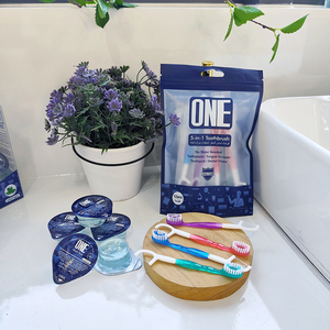 Kit dentaire portable avec brosse à <span class=keywords><strong>dents</strong></span>, fil dentaire, dentifrice et mini-brosse à <span class=keywords><strong>dents</strong></span> à billes éclatantes, idéal <span class=keywords><strong>pour</strong></span> <span class=keywords><strong>les</strong></span> voyages - Product Image 1
