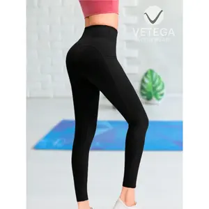 Leggings de sport longs et très élastiques Ines avec poches latérales en tissu tricoté - Product Image 3