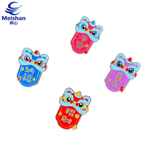 Distintivo Meishan Vintage Danza del Leone in Lega di Zinco Placcato con Incisione e Serigrafia per Festival, Parate e Occasioni Commemorative - Product Image 1