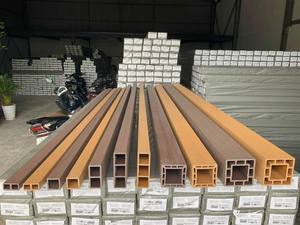 Poste de <span class=keywords><strong>Madera</strong></span> Compuesta de Plástico (WPC) para Barandilla de Balcón, Terraza, Balaustrada, Pérgola - Product Image 5