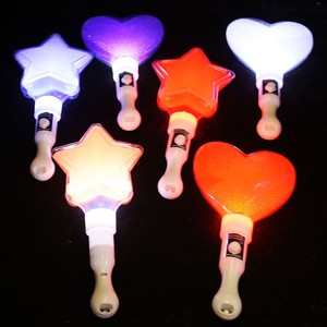 Özel Logo LED aşk sopa Pentagram yıldız oyuncak aydınlık konser ışık sopa mezuniyet şükran noel ve paskalya için - Product Image 6