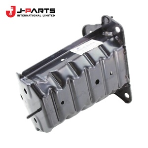 Refuerzo, Soporte de Montaje del Parachoques Delantero, Lado Derecho para Toyota HIACE TRH203 2005-2013 - Product Image 1