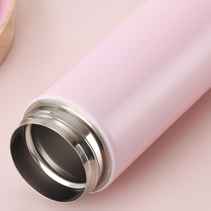 Venta Directa de Fábrica, Botella de Agua Térmica Aislada <span class=keywords><strong>Libre</strong></span> de BPA, Taza de Acero Inoxidable con Tapa Abatible Portátil para Gimnasio y Oficina - Product Image 4