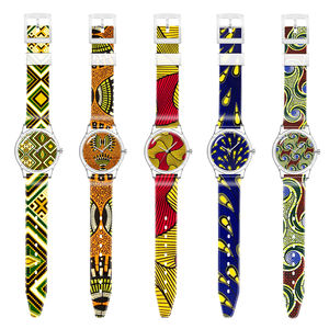 Montre de sport transparente avec Logo personnalisé, Montage africain, en plastique, avec visage et bracelet personnalisés, Design à impression unique - Product Image 1
