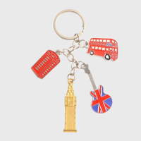 JOYSON Porte-clés en métal avec pendentif mignon en forme de boîte aux lettres miniature, pendentif bus à deux étages britannique, breloques Big Ben de Londres, cadeaux souvenirs