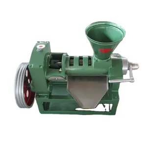 Small capacity electric screw type peanut oil squeezing machine