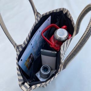 Surdimensionné 18 pouces Étiquettes de broderie Bicolor Stripe Summer Beach Tote Canvas Sacs Promotionnel Shopping Épicerie Coton Sac - Product Image 6