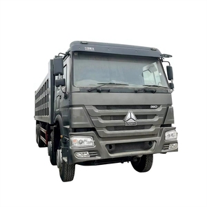 Camion benne basculante Sinotruk Howo 8x4 d'occasion en bon état avec moteur Weichai - Product Image 1