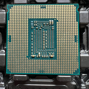 Procesador de Escritorio Usado Core I7-8700 de 3.2 GHz y 6 Núcleos (LGA1151, SR3QS) 1. Procesador I7-8700 Usado - Product Image 5