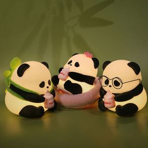 Lámpara Nocturna Infantil Creativa con Diseño de Panda, Moderna, LED, Portátil, Recargable por USB, de Silicona, para Dormitorio, Guardería y Hogar - Product Image 3