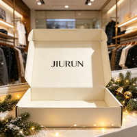 Boîte d'expédition de luxe en carton ondulé mat blanc ivoire avec logo personnalisé pour vêtements de mode de Noël et de fêtes
