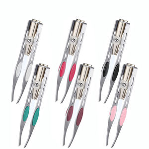 <span class=keywords><strong>Pince</strong></span> à épiler avec lumière, <span class=keywords><strong>pince</strong></span> à épiler à LED en acier inoxydable maquillage lumière LED cils sourcils épilation éclairante <span class=keywords><strong>pince</strong></span> à épiler éclairée - Product Image 1