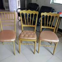 Chivari chaises chaises de mariage pour mariée et marié chaise charivari en fer/chaise empilable chavari/chaise de mariage en gros