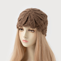Bonnet en tricot crocheté à la main motif marguerite, polyvalent, décontracté, pour l'extérieur, chaud et coupe-vent pour femme