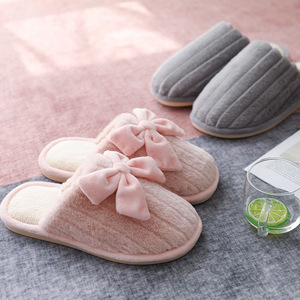 Pantofole Invernali da <span class=keywords><strong>Donna</strong></span> con Plateau, Ricamate, Casual, in Pelliccia, Morbide, Personalizzate, per <span class=keywords><strong>Casa</strong></span>, in EVA, per Camera da Letto, in Peluche, Vendita all'Ingrosso - Product Image 2