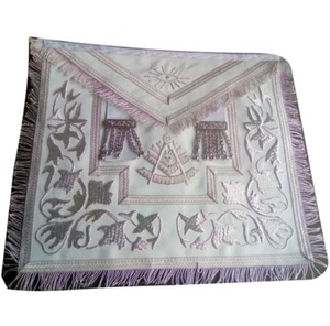 Tablier maçonnique en cuir Regalia avec conception 3D en gros Style Logo brodé motif carré décoration magnétique Badge à coudre - Product Image 4