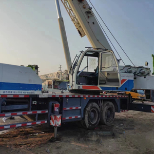 Grúa Zoomlion de 25 toneladas, chasis revisado de clase G, equipado con sistema de aceite IECO - Product Image 4