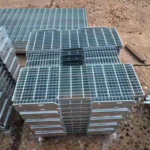 Cầu thang kim loại mạ kẽm ngoài trời với cầu thang thép chống trượt cầu thang thép mạ kẽm - Product Image 2