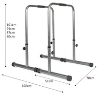 Barres parallèles de gymnastique à domicile personnalisées à 4 niveaux réglables en hauteur Barres d'immersion multifonctions en tube métallique Construction en acier