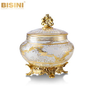 Vase en verre de cristal européen de luxe à large ouverture, base en cuivre coulé artisanal avec motif végétal doré pour une décoration é<span class=keywords><strong>l</strong></span>égante de la maison - Product Image 6