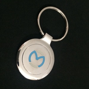 Nhà Máy <span class=keywords><strong>Mock</strong></span> <span class=keywords><strong>up</strong></span> quay kim loại móc chìa khóa xoay vòng chìa khóa với biểu tượng tùy chỉnh Debossed - Product Image 4