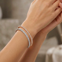 Bracelets joncs torsadés en cuivre plaqué or 18 carats avec zirconiums cubiques, design italien, style Old Money, pour femmes, bijoux de mariée et quotidiens, collection Mode 2026