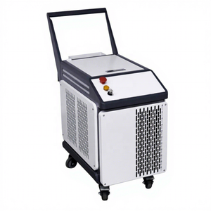 Machine de nettoyage au laser pulsé portable 100W/200W/300W/500W refroidie par air pour l'élimination de la <span class=keywords><strong>peinture</strong></span>/du gazole/de l'oxyde sur les métaux - Product Image 1