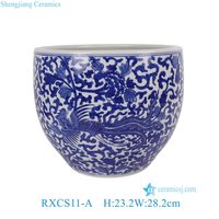 RXCS11-A  Jarre bleue et blanche avec motif de pivoine et de phénix entrelacés, jarre en porcelaine chinoise