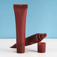 Tube de brillant à lèvres mat personnalisé en terre cuite avec applicateur incliné et bouchon à vis 10 ml pour baume à lèvres, correcteur, emballage souple