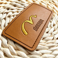 Nouvel étiquette en PU gaufré de type Jacron pour vêtements et cuir, idéal pour les étiquettes de vêtements et le cuir brodé.