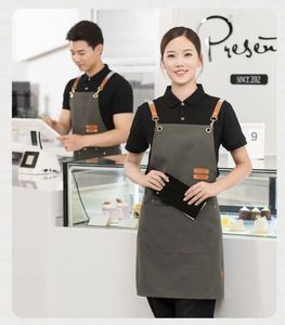ผ้ากันเปื้อนเชฟแบบไขว้หลัง QC Custom Logo ผ้าแคนวาสฝ้ายทันสมัย ยั่งยืน 3 กระเป๋า สำหรับร้านอาหาร บาร์ คาเฟ่ ชุดยูนิฟอร์ม - Product Image 4