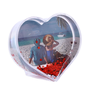 DIY pour cadeau, globe à neige en acrylique et plastique en forme de double cœur, cadre photo avec paillettes - Product Image 1