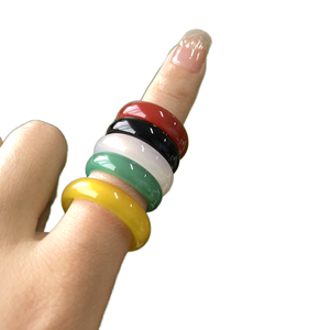 Anillo de Resina Unisex, Anillos Circulares con Cristales de Ágata Negra, Regalo Clásico, Creado en Laboratorio, Listo para Enviar - Product Image 1