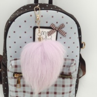 Petit porte-clés pendentif de sac en fourrure de renard douce avec accent en cuir, accessoire de cosplay en peluche
