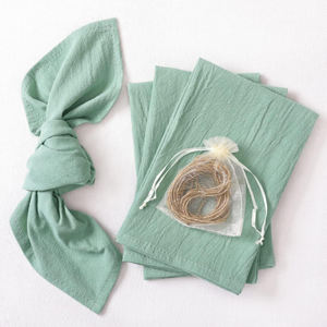 Serviettes en lin vert sauge élégantes en tissu réutilisable brodé à la main pour chaque occasion à la maison-Serviettes en lin blanc - Product Image 6