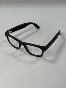 Gafas con Cámara POV, Grabación de Video de 8MP 1080P, EIS Antivibración, Vlog, Transmisión en Vivo, Gafas de Sol Inteligentes con IA y Estuche de Carga - Product Image 4
