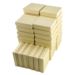 Hộp Đựng Đồ Trang Sức Mỹ Bằng Giấy <span class=keywords><strong>Kraft</strong></span> Thân Thiện Với Môi Trường Tùy Chỉnh 3.5X3.5X1 Inch Hộp Trang Sức Bằng Bìa Cứng Chứa Đầy Bông - Product Image 1