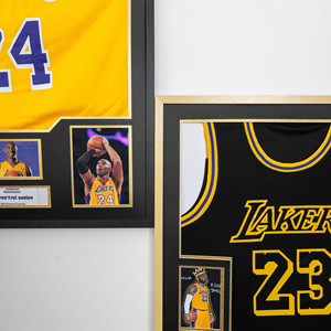 Cornice Portafoto Rettangolare Minimalista in Legno Massello con Supporto per Maglia, Firma del Giocatore, Commemorativa per Calcio, Basket, CBA - Product Image 5